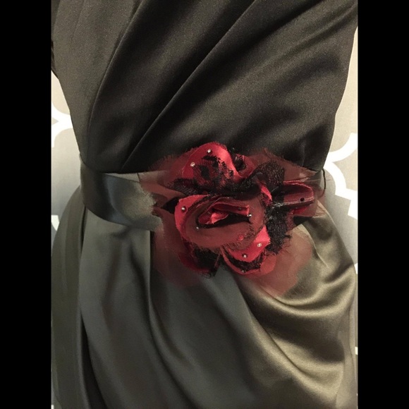 Cocktail dress - Picture 2 of 4